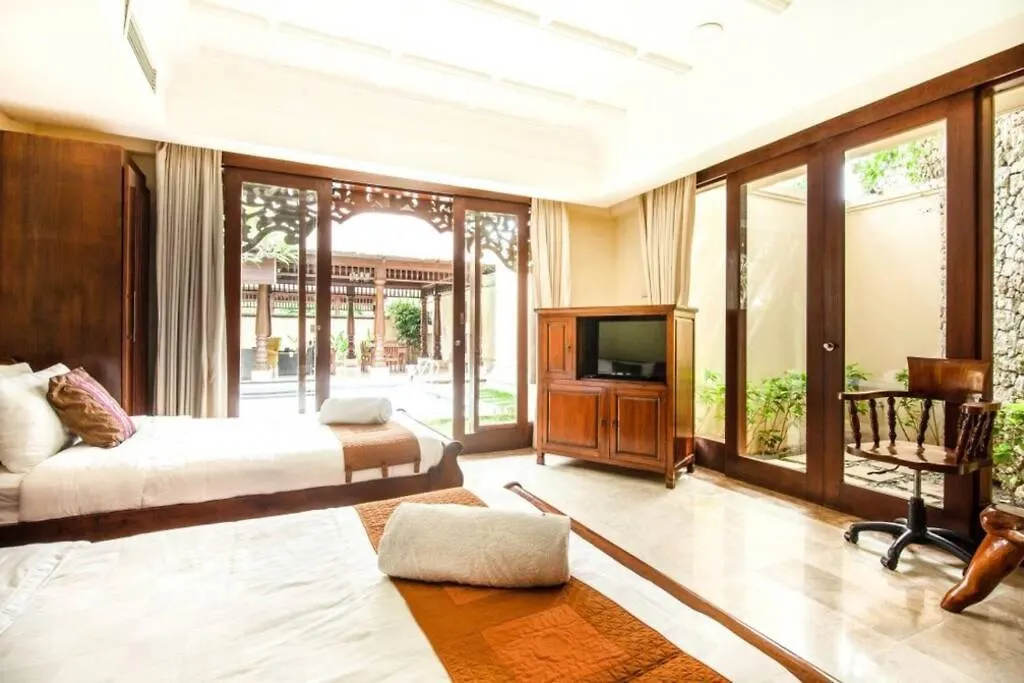 Lovely 3 Bedroom Villa Near The Beach In Jimbaran 0*, Jimbaran (Bali)