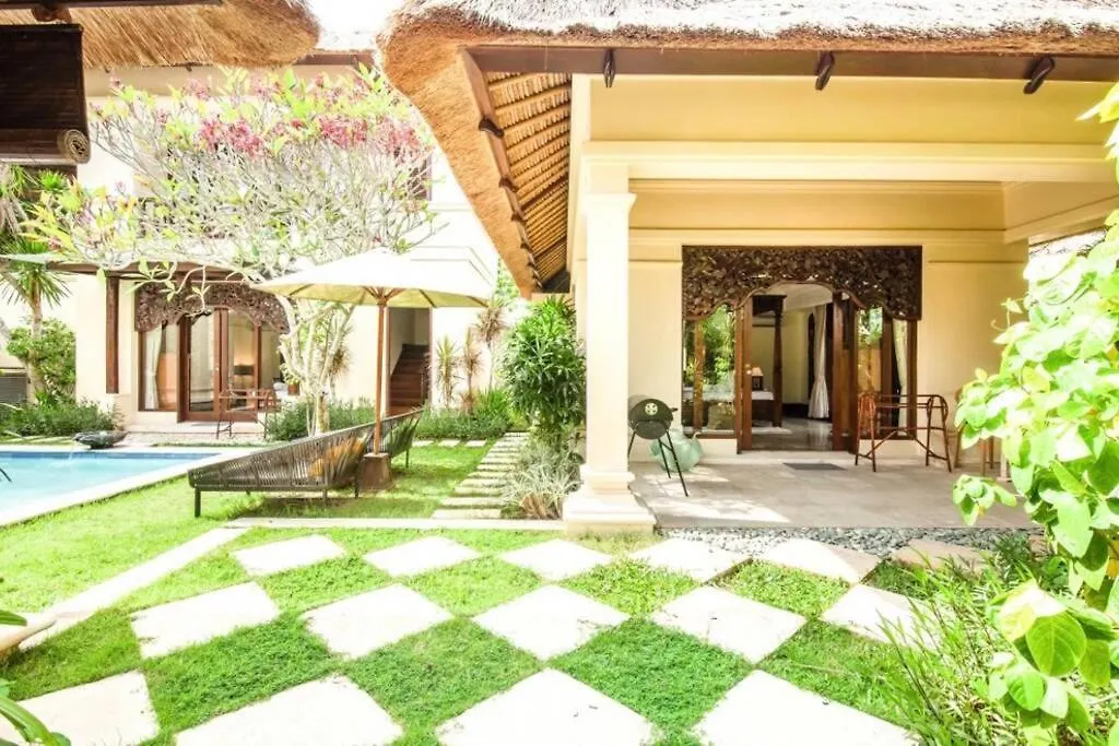 Lovely 3 Bedroom Villa Near The Beach In Jimbaran Indonesia
