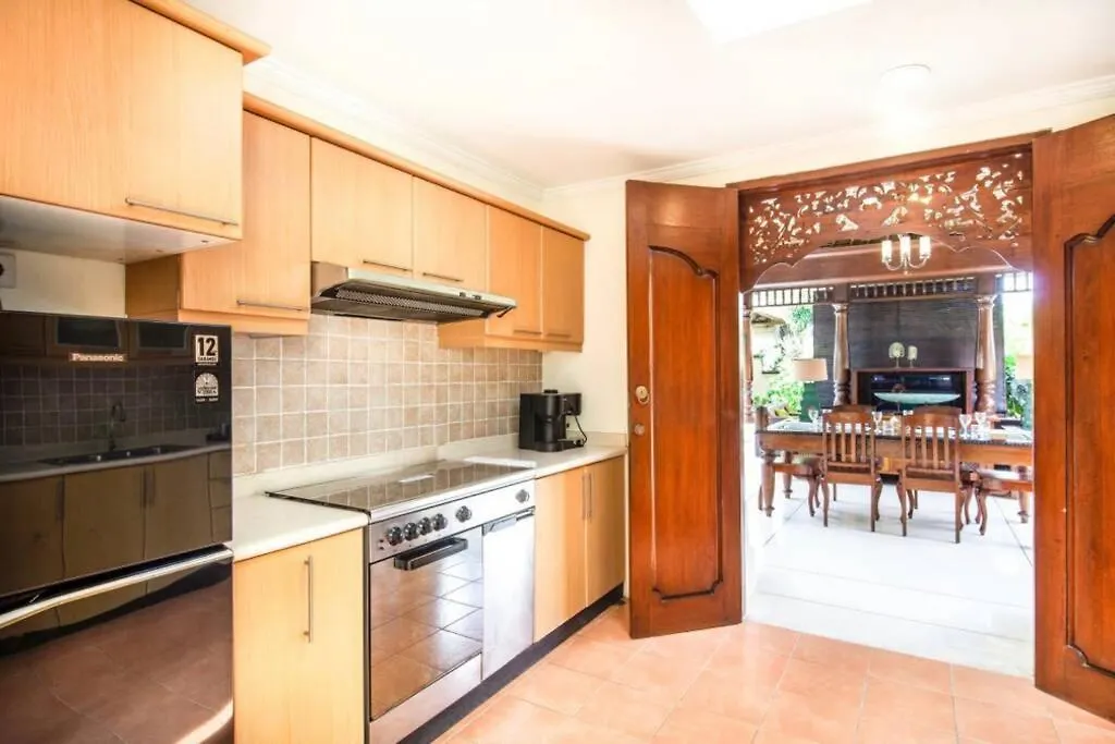 Lovely 3 Bedroom Villa Near The Beach In Jimbaran