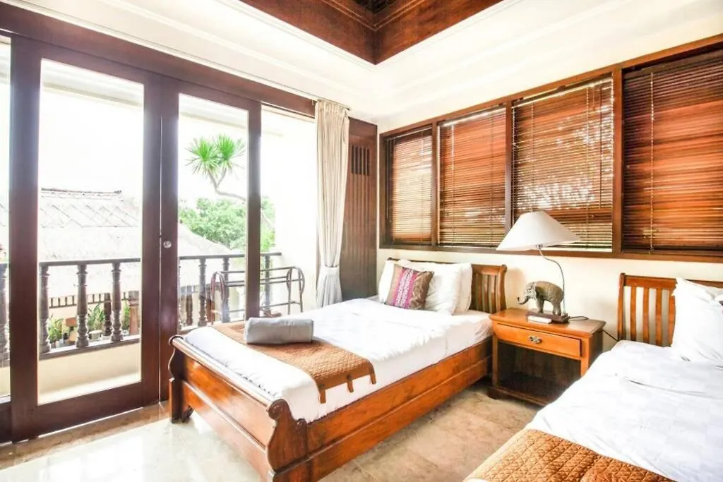 Lovely 3 Bedroom Villa Near The Beach In Jimbaran