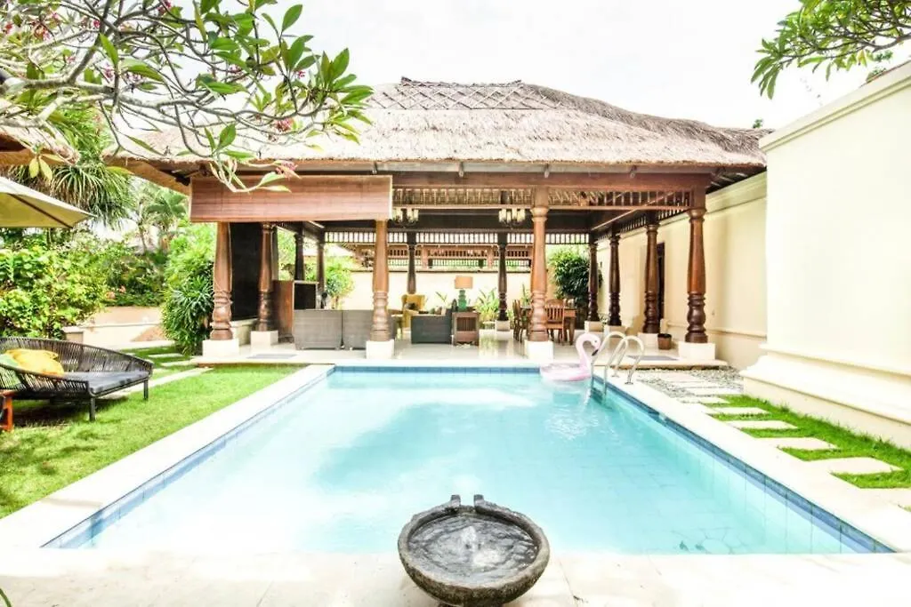 Lovely 3 Bedroom Villa Near The Beach In Jimbaran